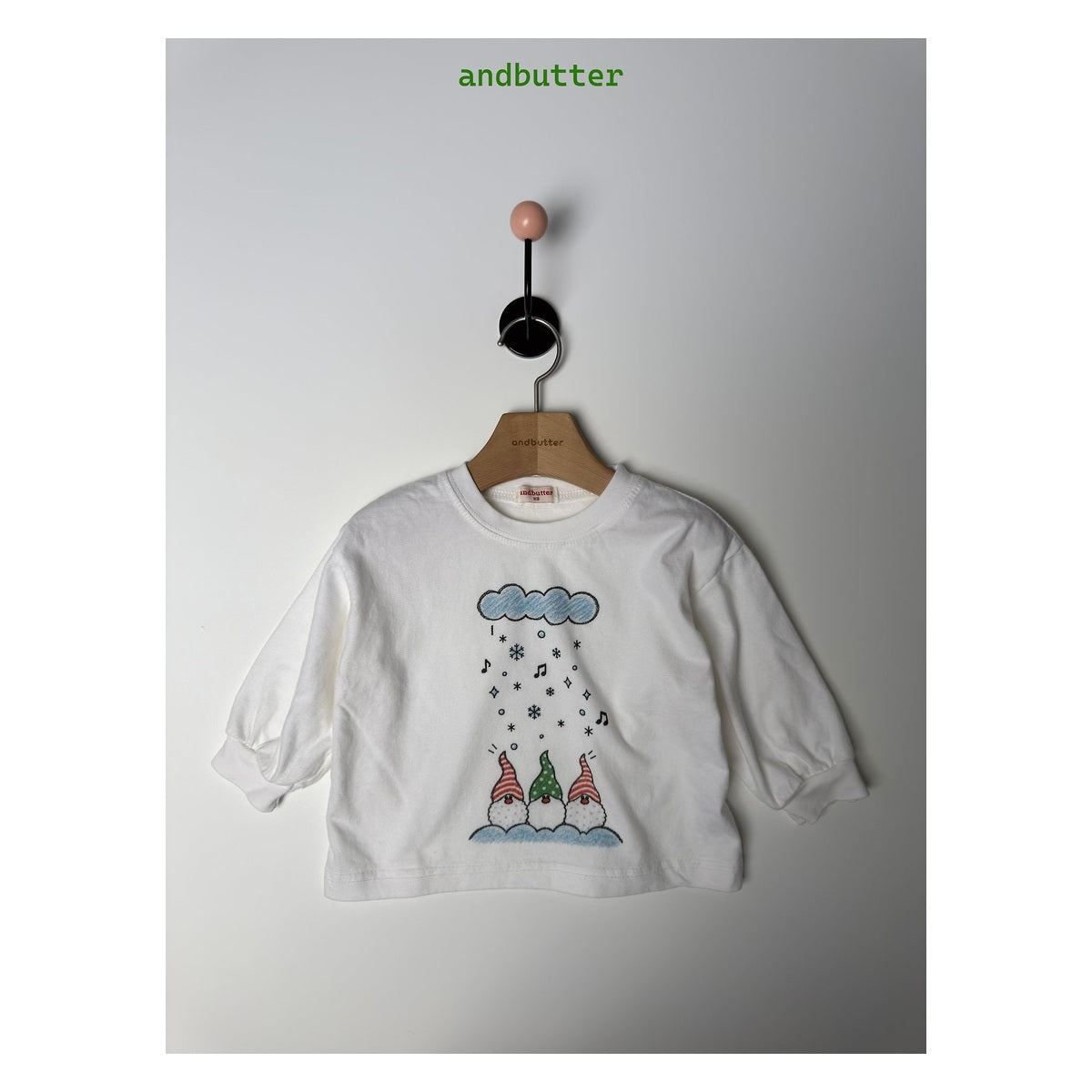 and butter クラウドサンタTシャツ
