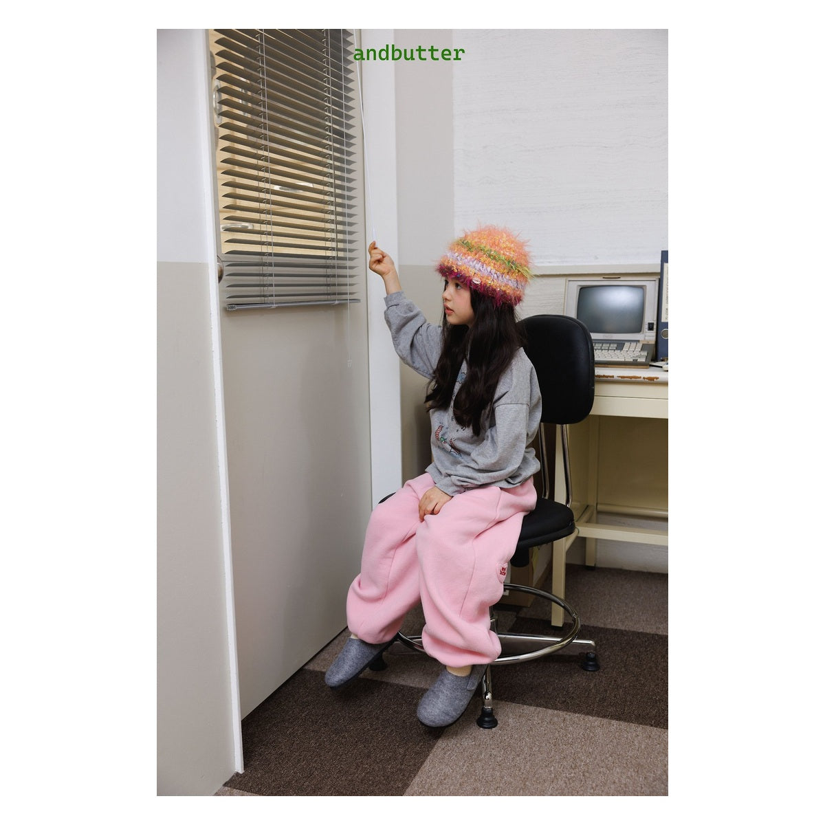 and butter クラウドサンタTシャツ
