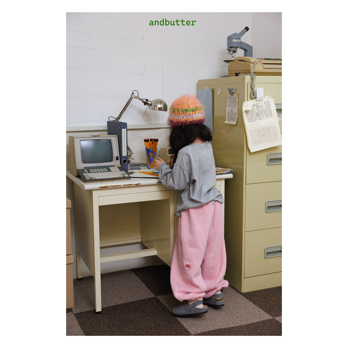 and butter クラウドサンタTシャツ