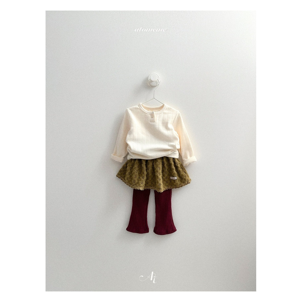 atomeme ロニブーツカットパンツ