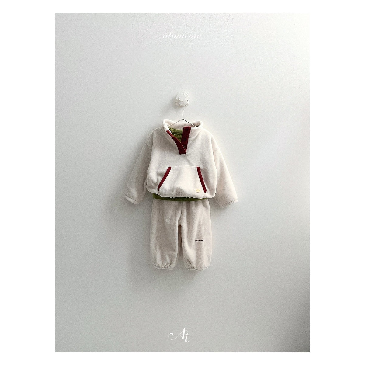 atomeme くもアノラック