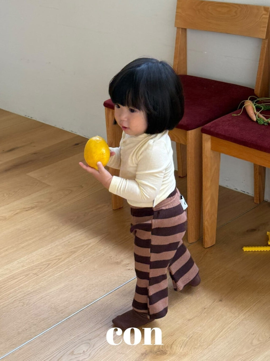 CON チョコナパンツ