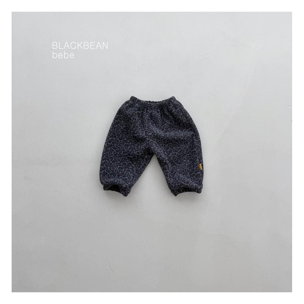 Blackbean ヒョウ柄ベビーパンツ