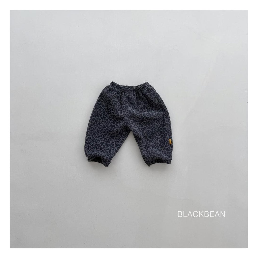 Blackbean ヒョウ柄パンツ