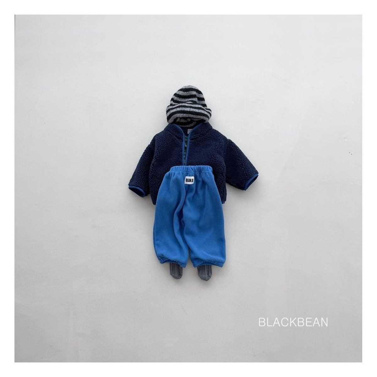 Blackbean スコーンパンツ