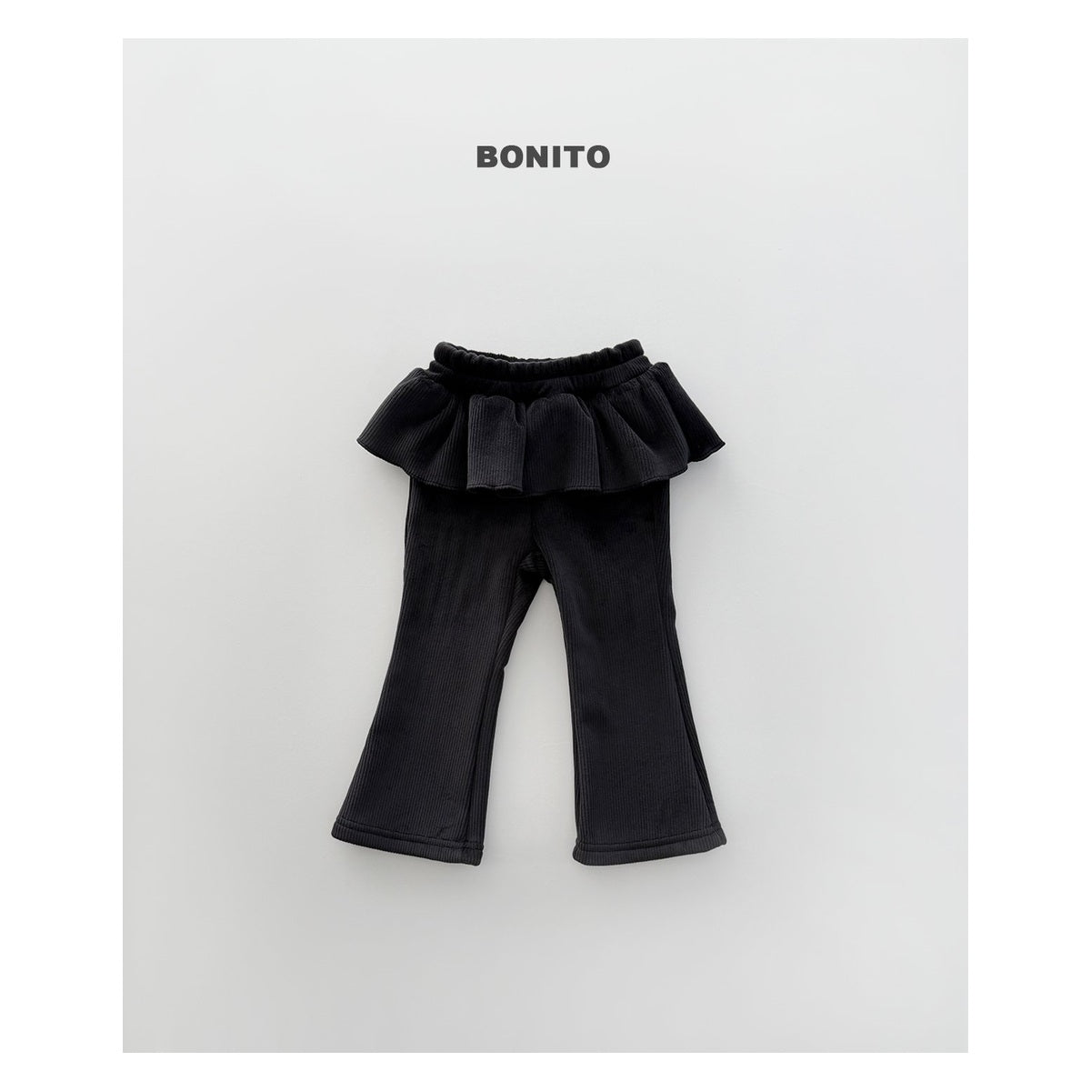 Bonito ベロアフレアパンツ