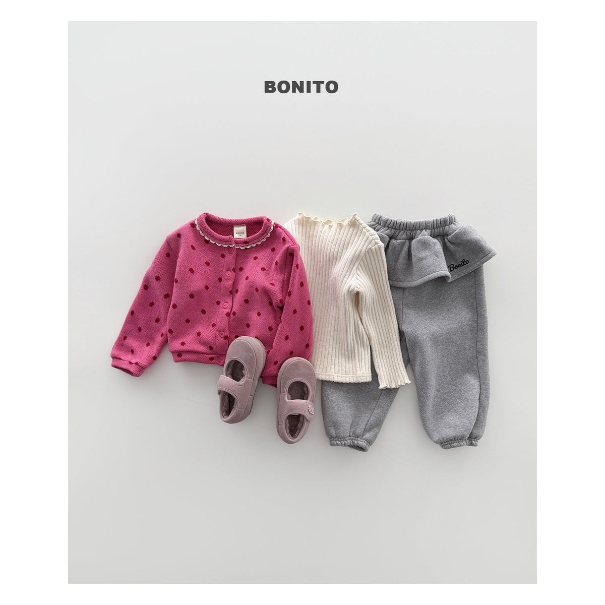 Bonito フリル刺繍ジョガーパンツ