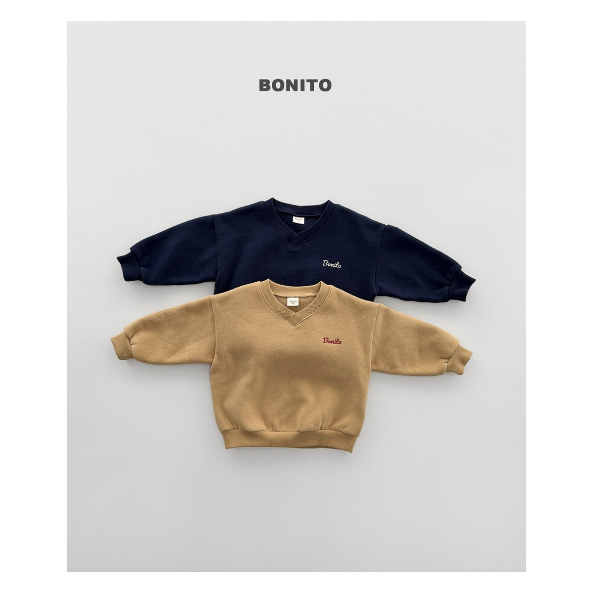 Bonito Vネックスウェット