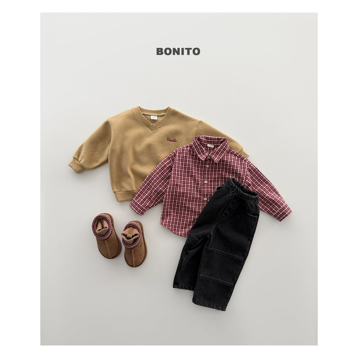 Bonito Vネックスウェット