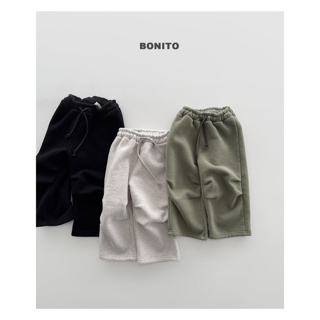 Bonito 膝ピンタックストレートパンツ
