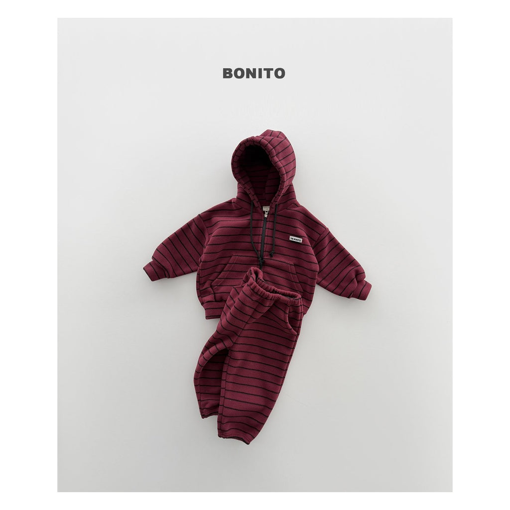 Bonito ストレッチフードジップアップセットアップ