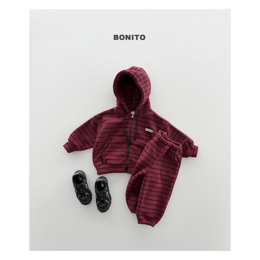 Bonito ストレッチフードジップアップセットアップ