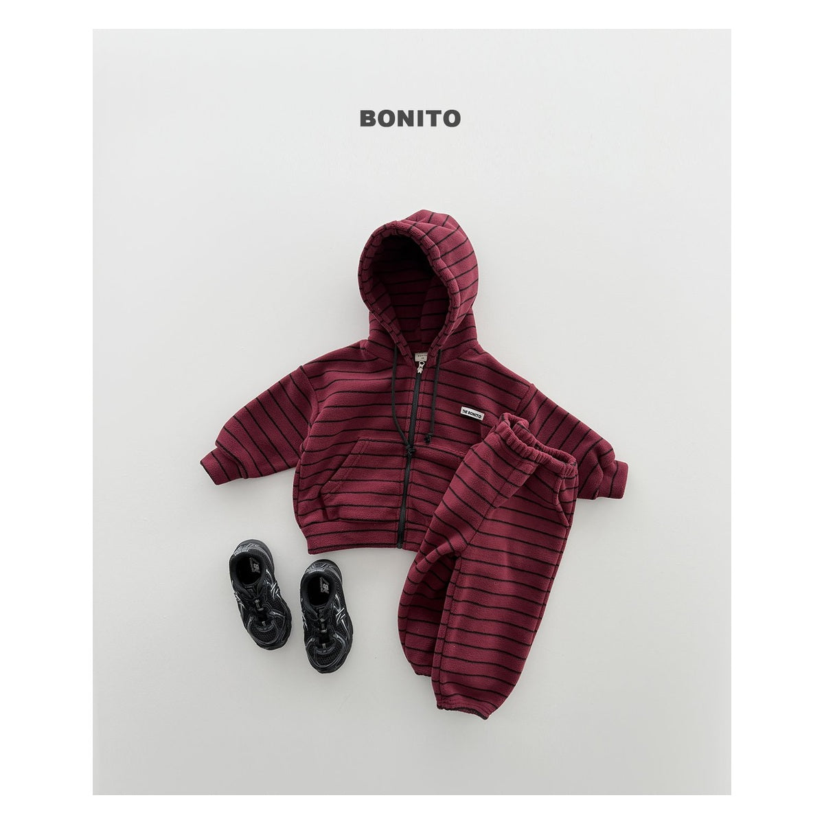 Bonito ストレッチフードジップアップセットアップ