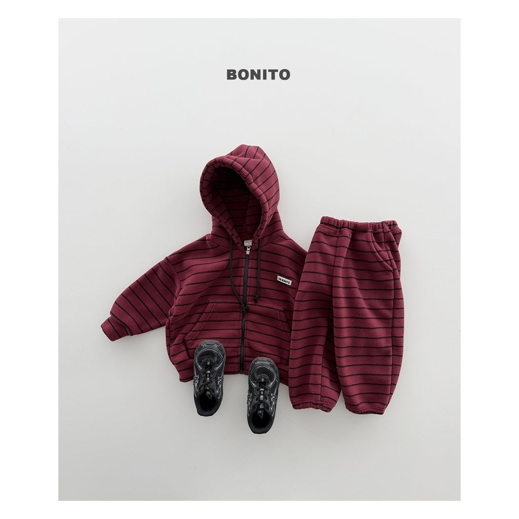 Bonito ストレッチフードジップアップセットアップ