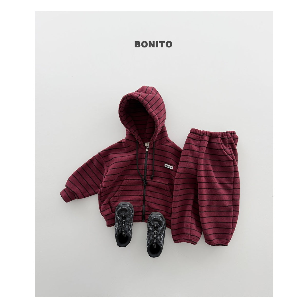 Bonito ストレッチフードジップアップセットアップ