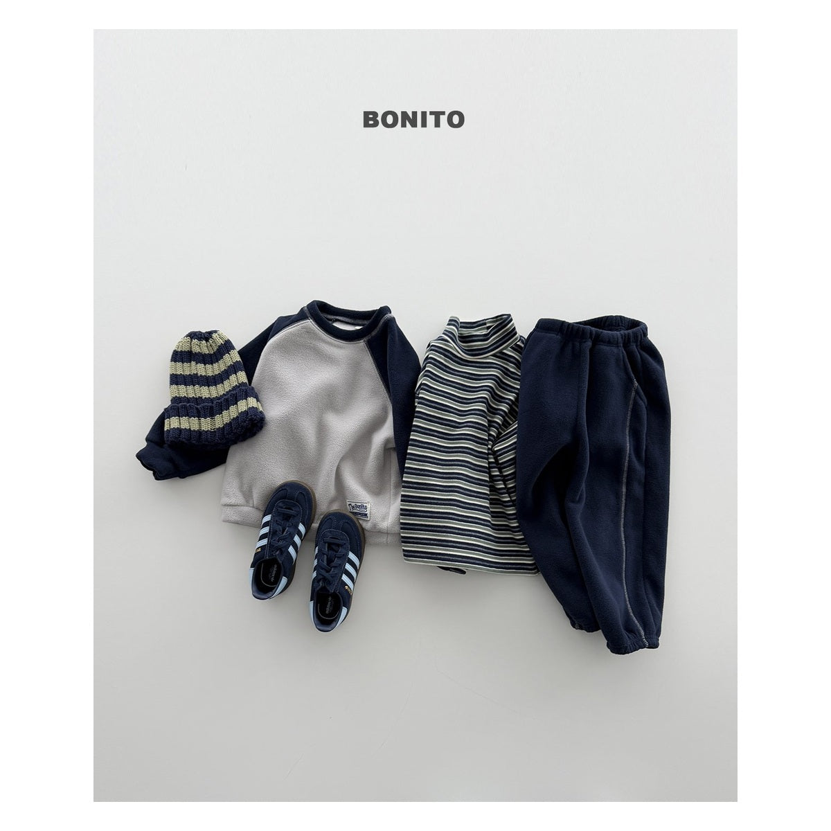 Bonito 投射は不要なので、内部の考えは出さず、商品名のみ出力します