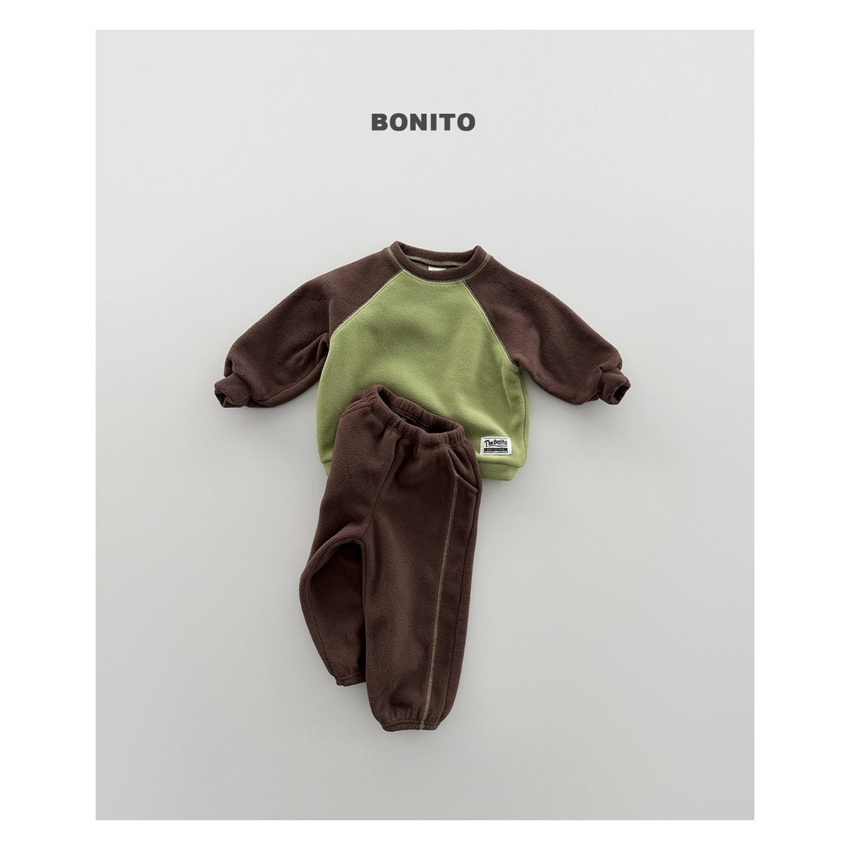 Bonito 投射は不要なので、内部の考えは出さず、商品名のみ出力します