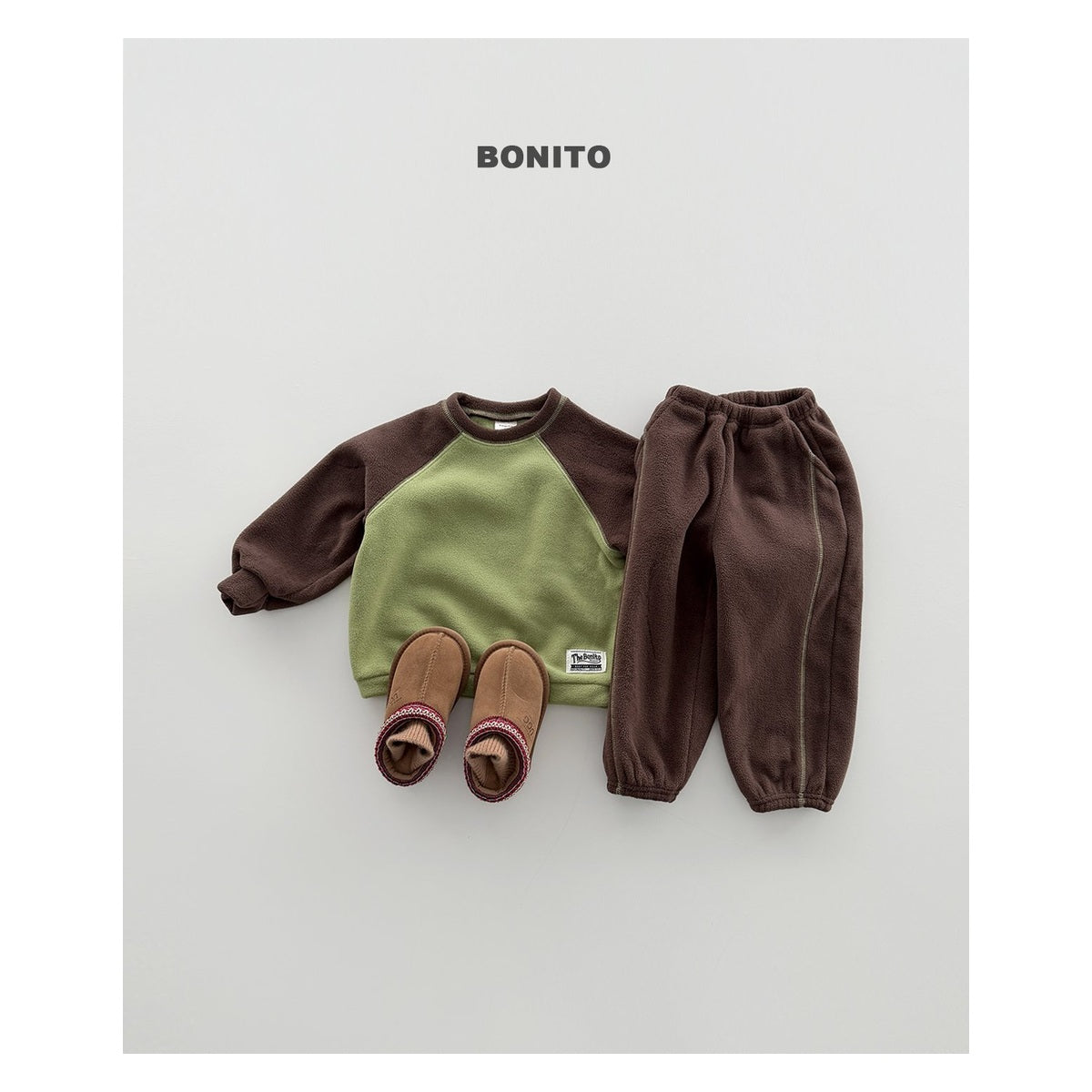 Bonito 投射は不要なので、内部の考えは出さず、商品名のみ出力します