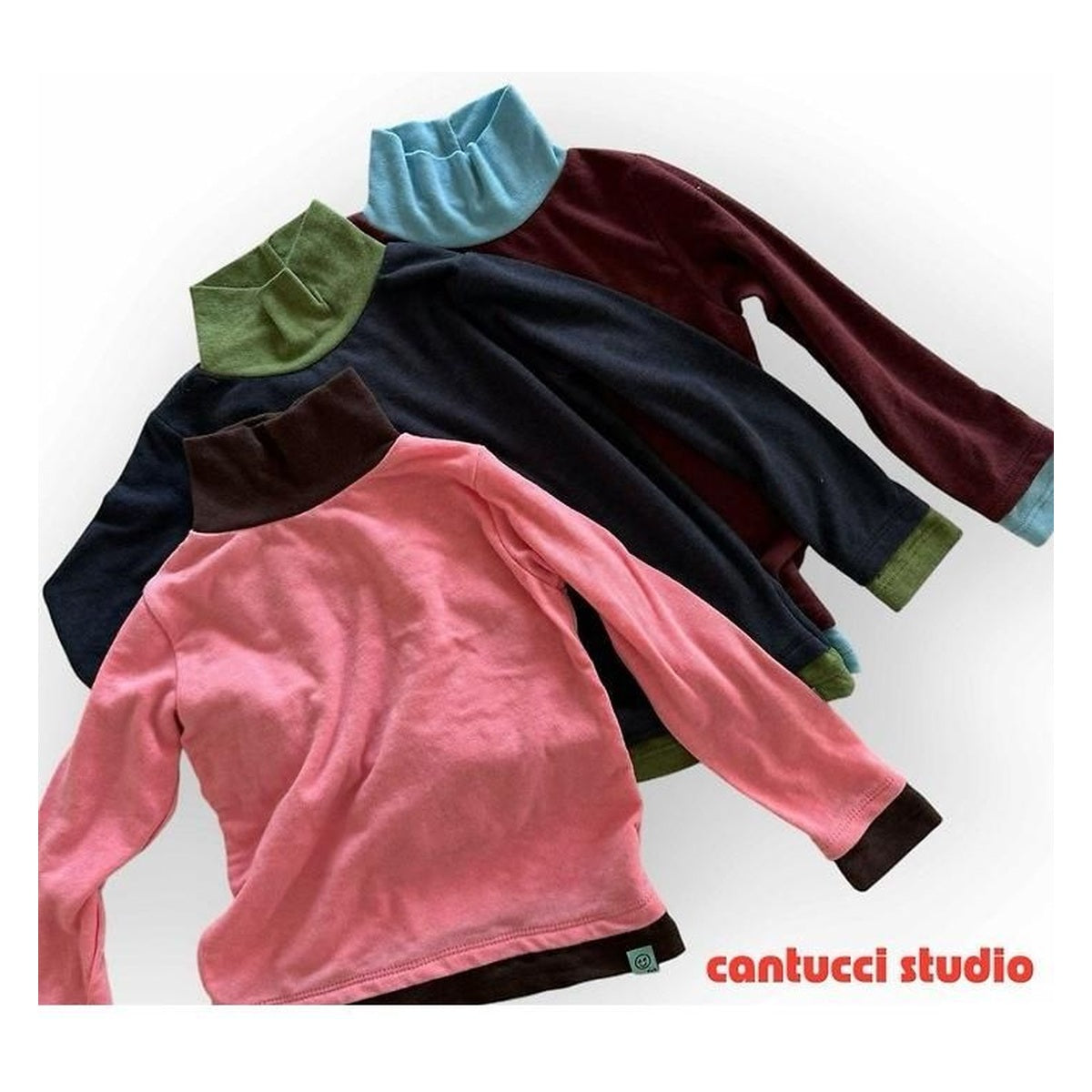 CantucciStudio ツートーンタートルネック