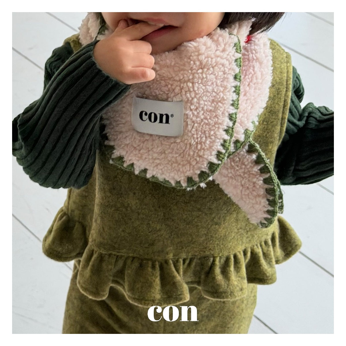CON プードルマフラー FREE