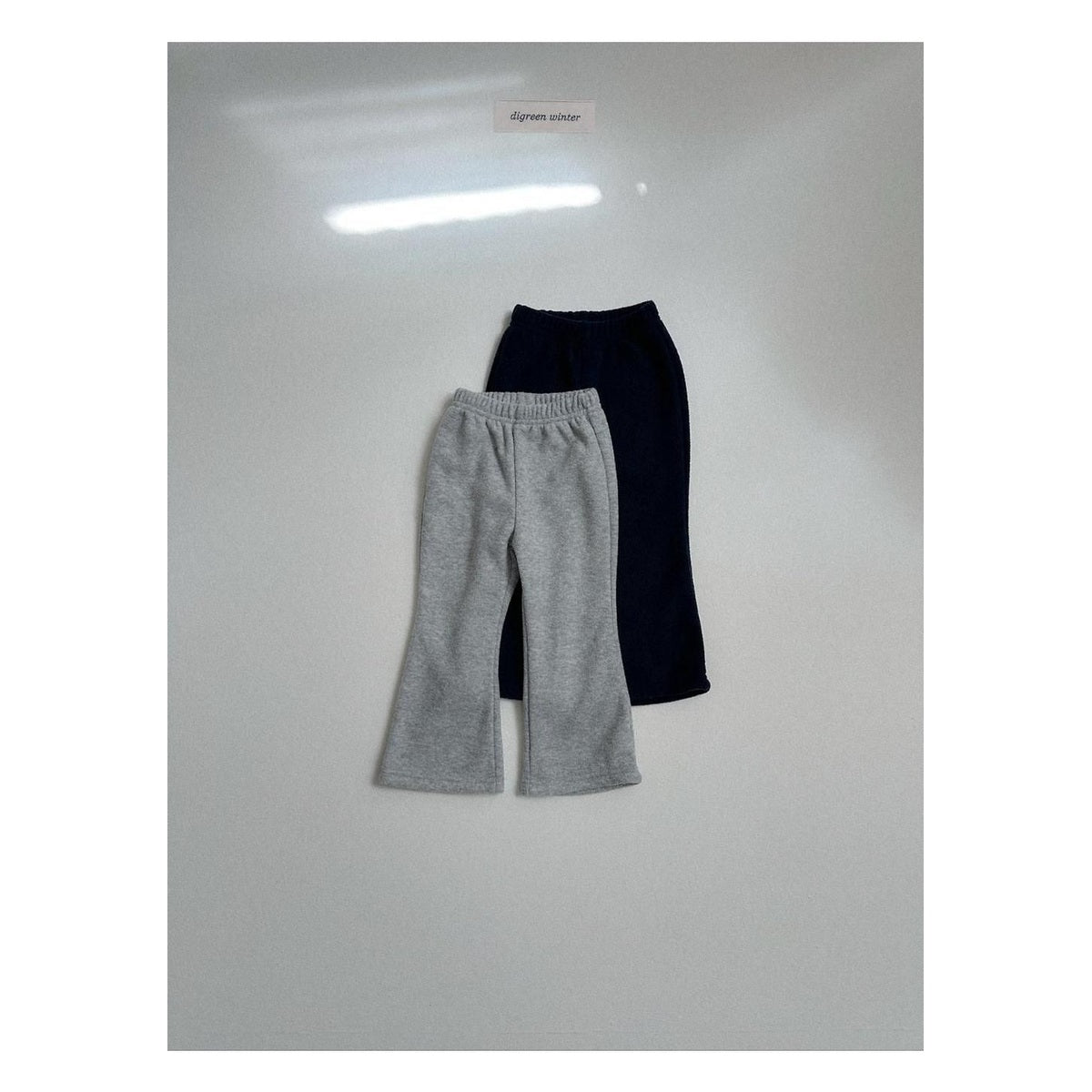 digreen モエルブーツカットパンツ