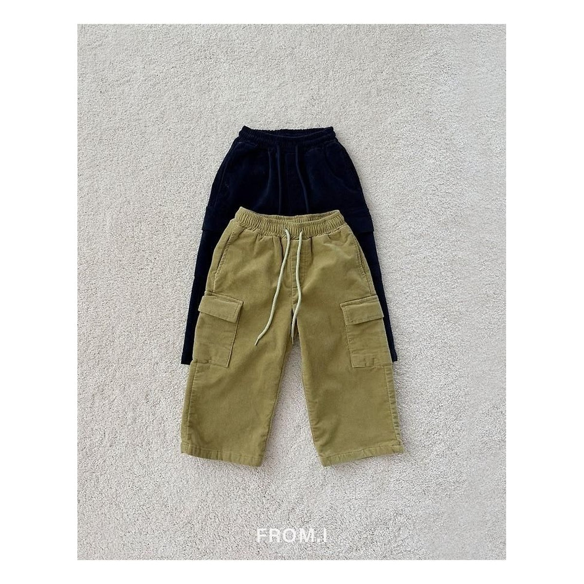 FROM I ベルベットティーカーゴパンツ