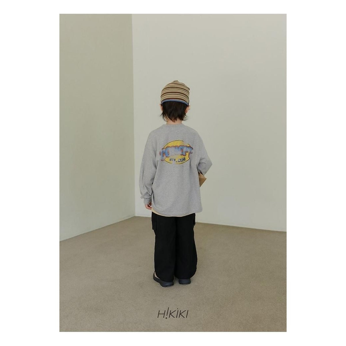 hikiki カーゴパンツ