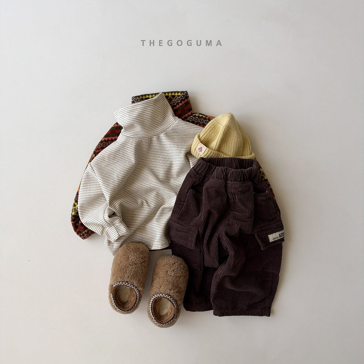 THE GOGUMA マルチボーダータートルネックTシャツ