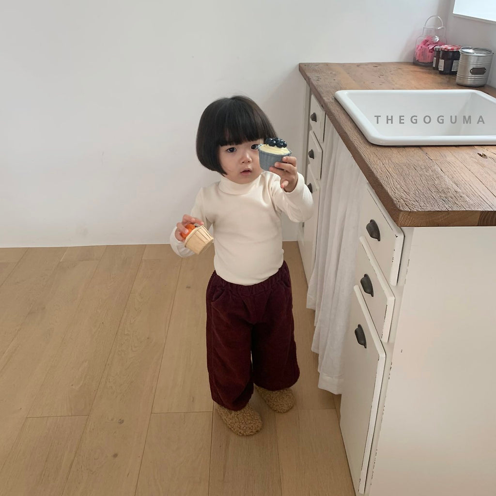 THE GOGUMA ふんわりボーダー&無地タートルネックTシャツ