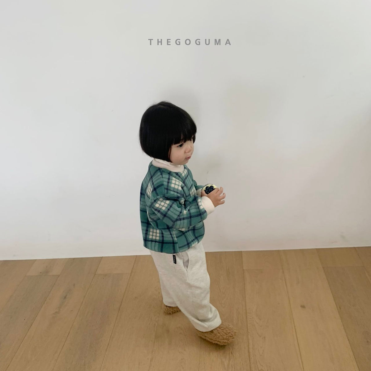 THE GOGUMA チェックポンポントレーナー