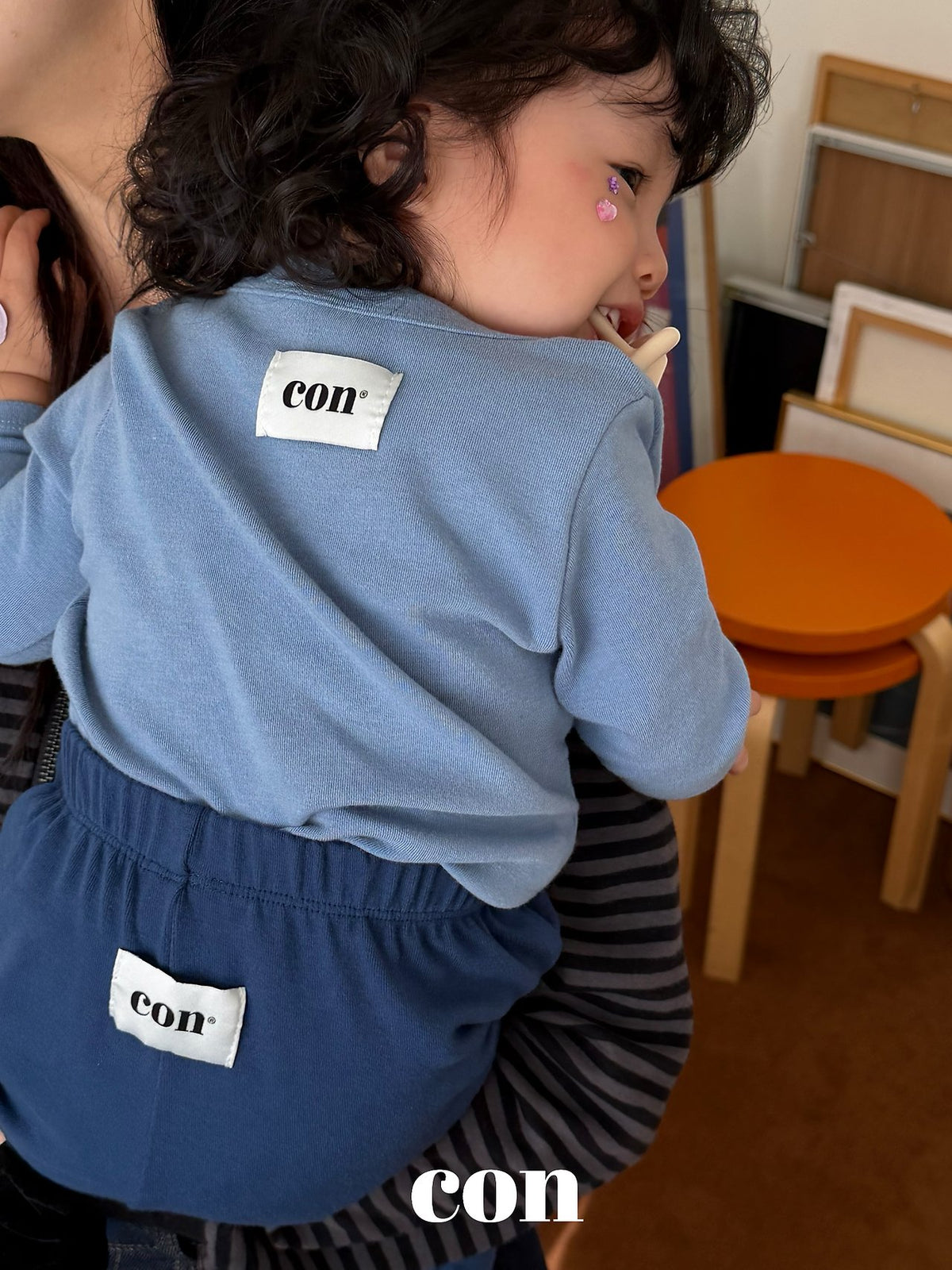 CON シックスTシャツ
