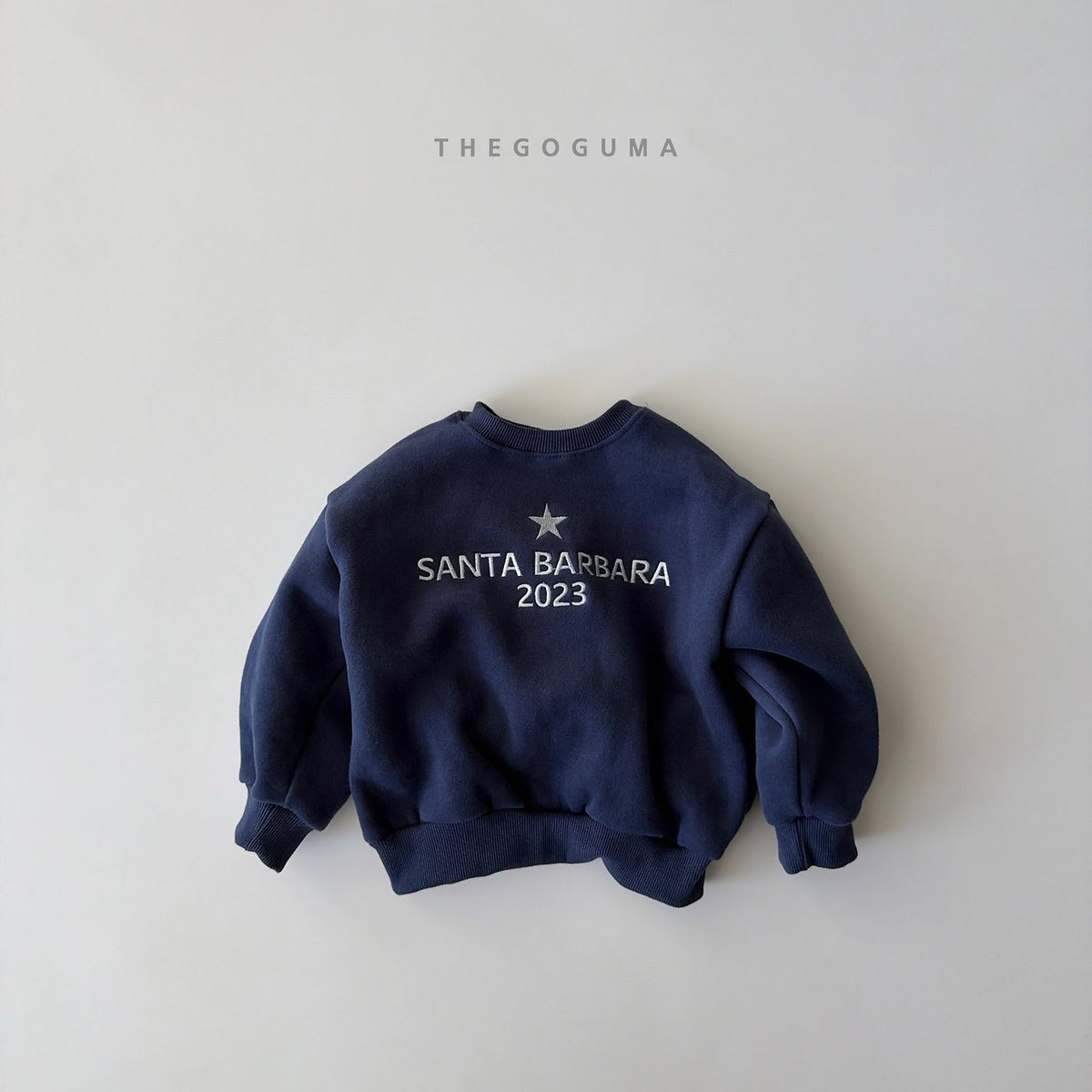 THE GOGUMA バーバラ刺繍トレーナー