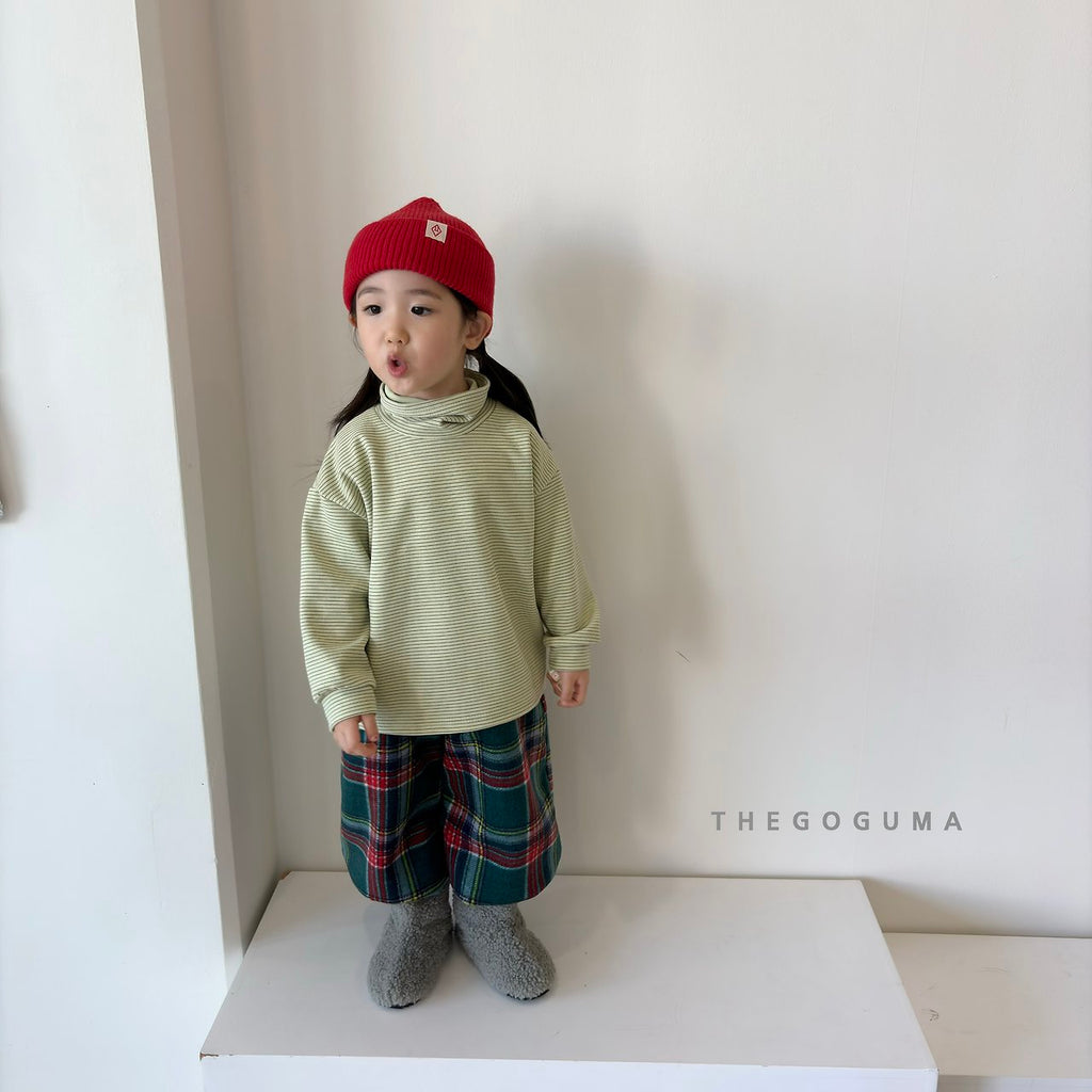 THE GOGUMA マルチボーダータートルネックTシャツ