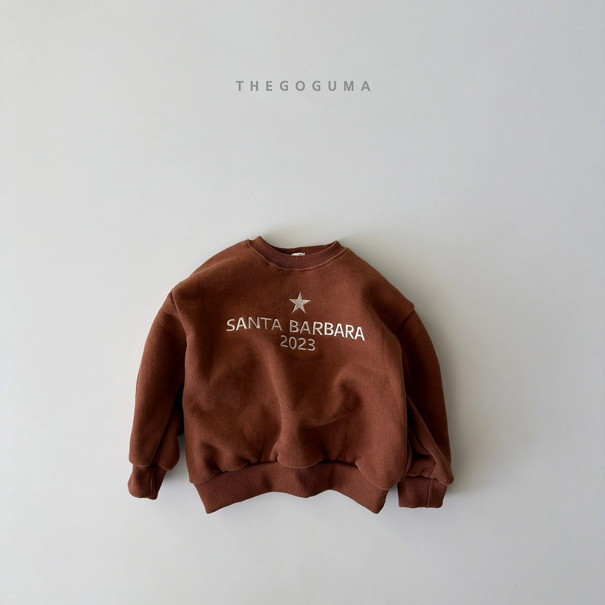 THE GOGUMA バーバラ刺繍トレーナー