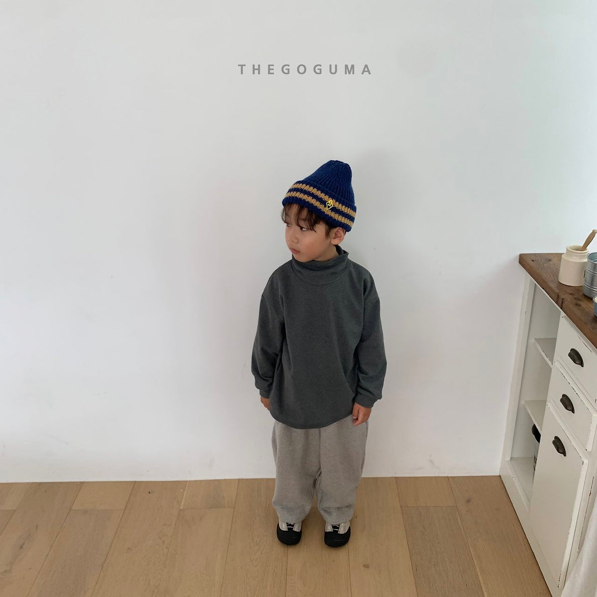 THE GOGUMA 無地ストレッチタートルネックTシャツ