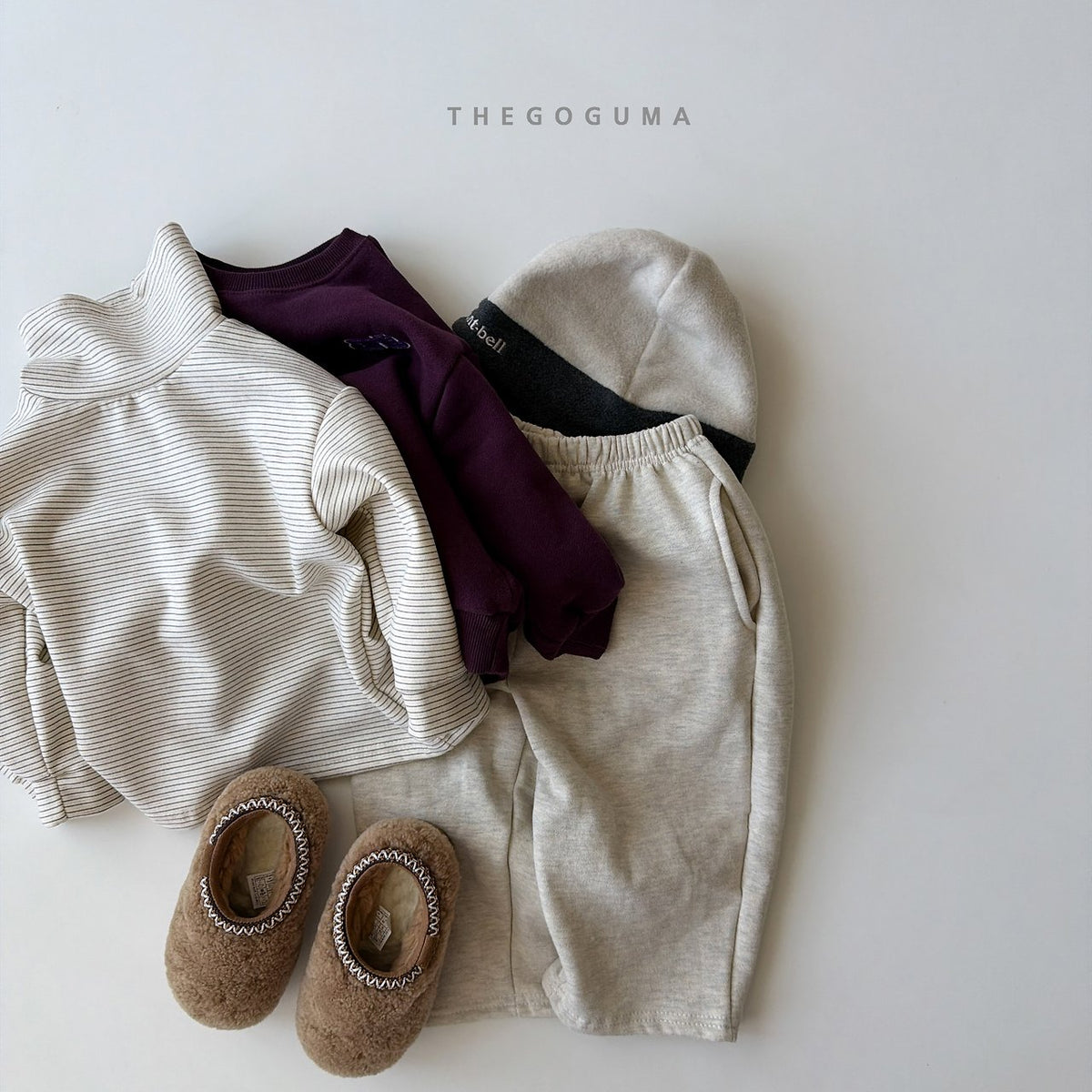 THE GOGUMA マルチボーダータートルネックTシャツ