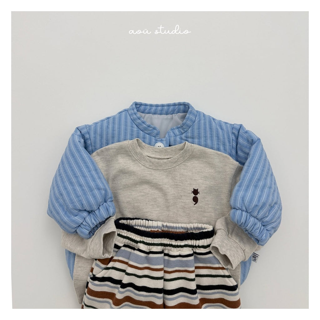 aou studio セミTシャツ