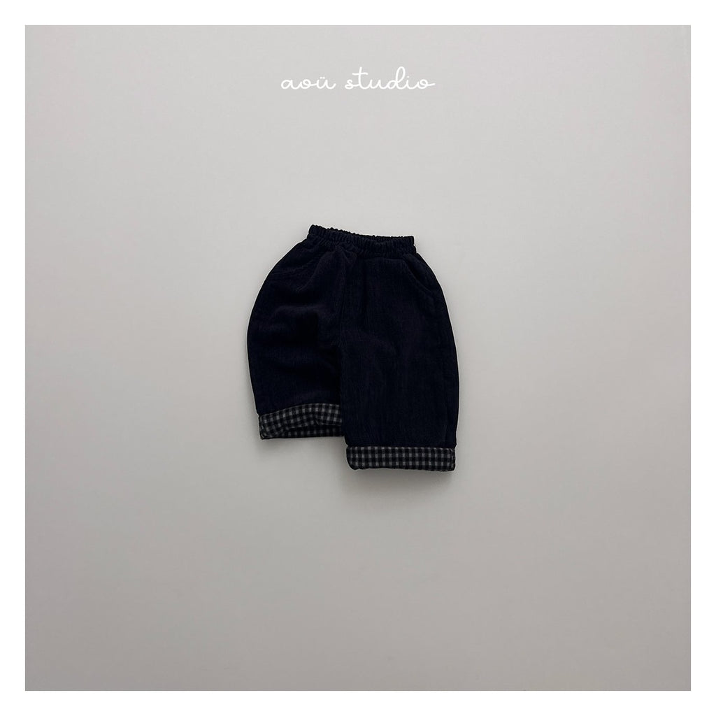 aou studio ロールアップパンツ
