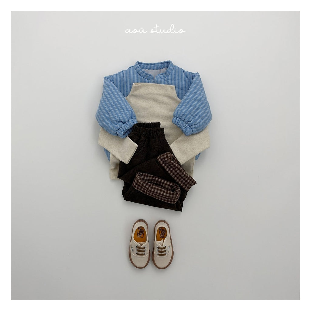 aou studio ロールアップパンツ
