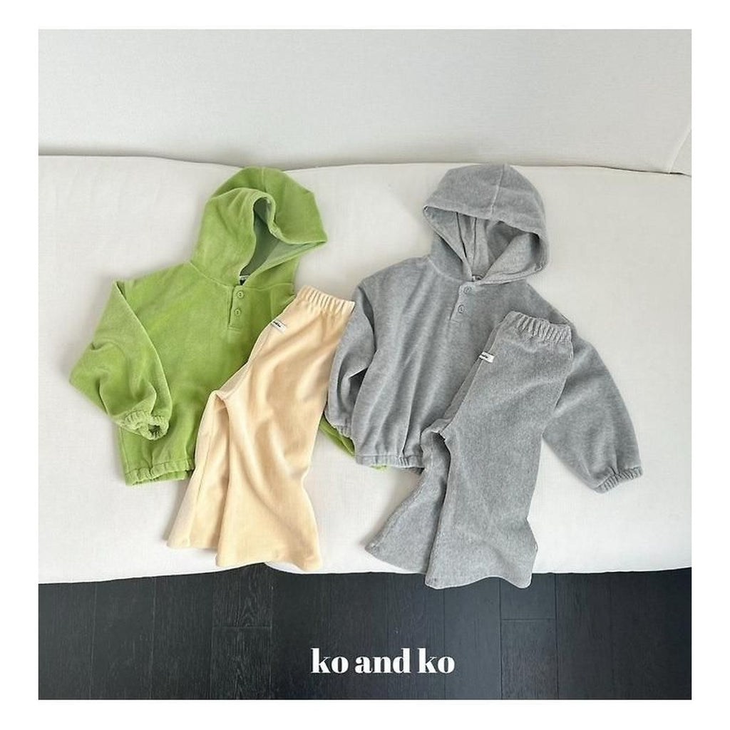 Ko and Ko リブブーツカットパンツ