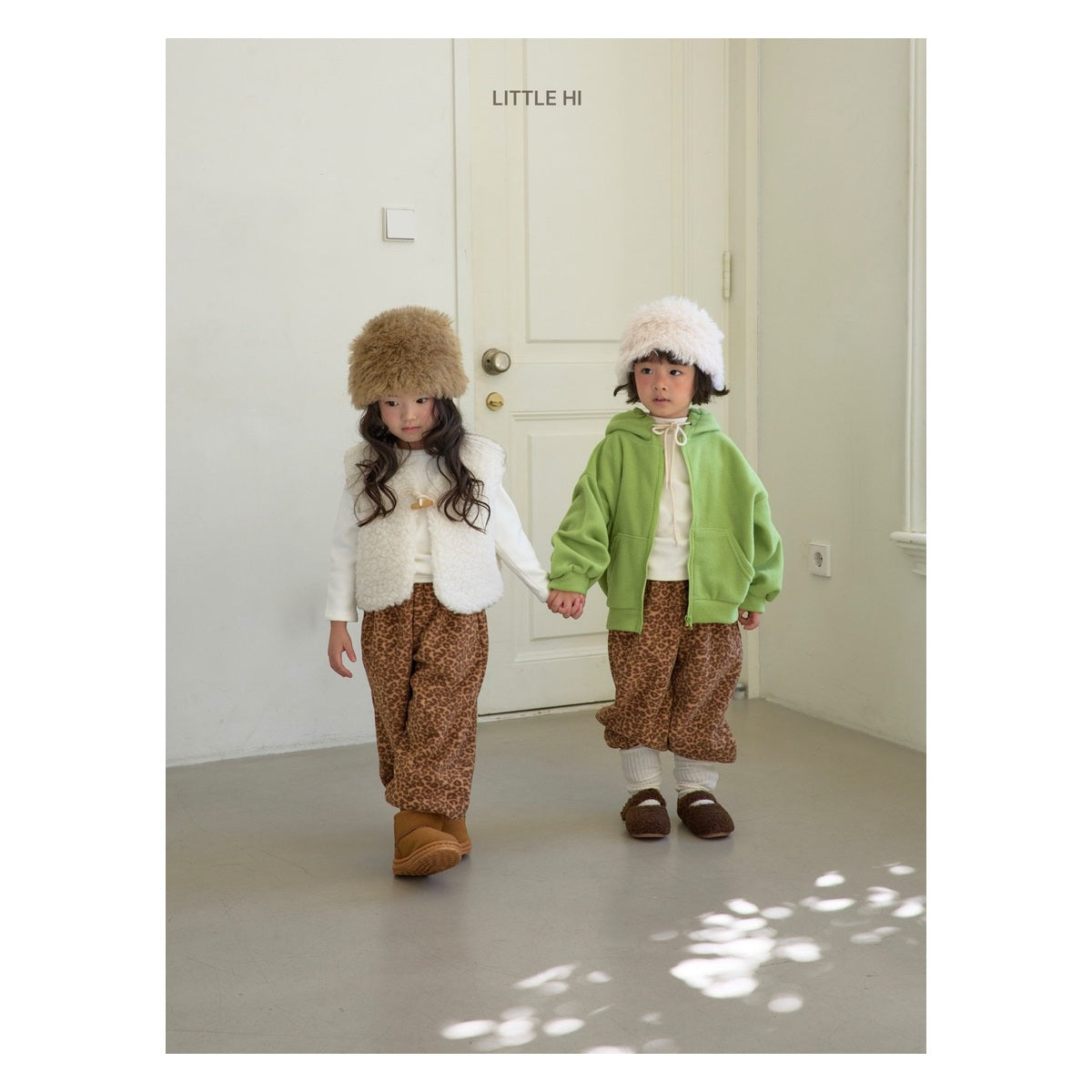 LITTLE HI フリースパンツ