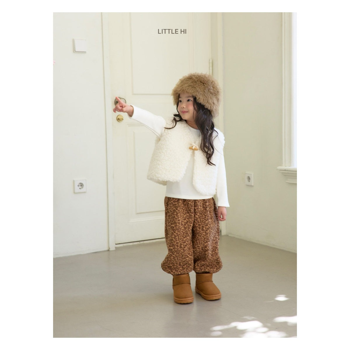 LITTLE HI フリースパンツ
