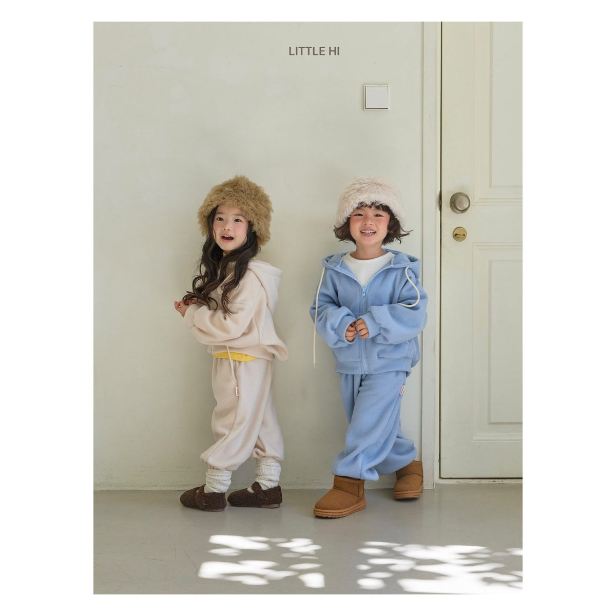 LITTLE HI ぽんそんい フード ジップアップ