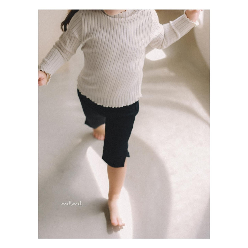 melmel カプリリブパンツ