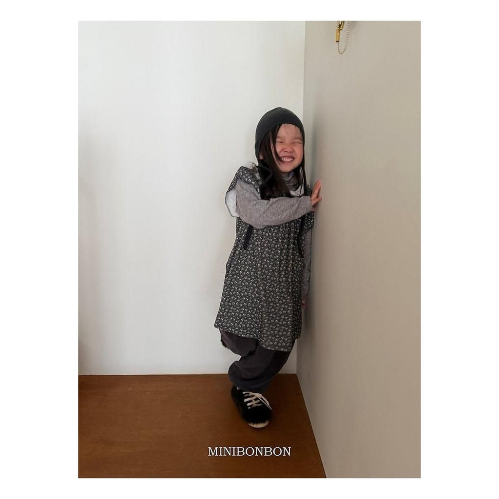 mini bonbon スノーマンジョガーパンツ
