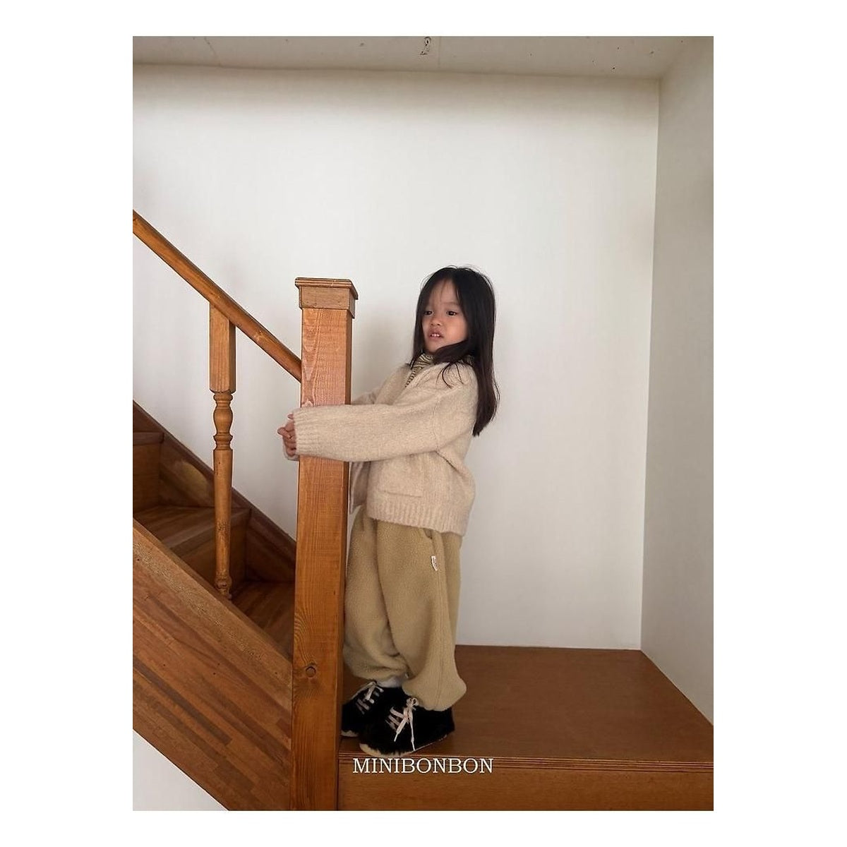 mini bonbon シアリングパンツ