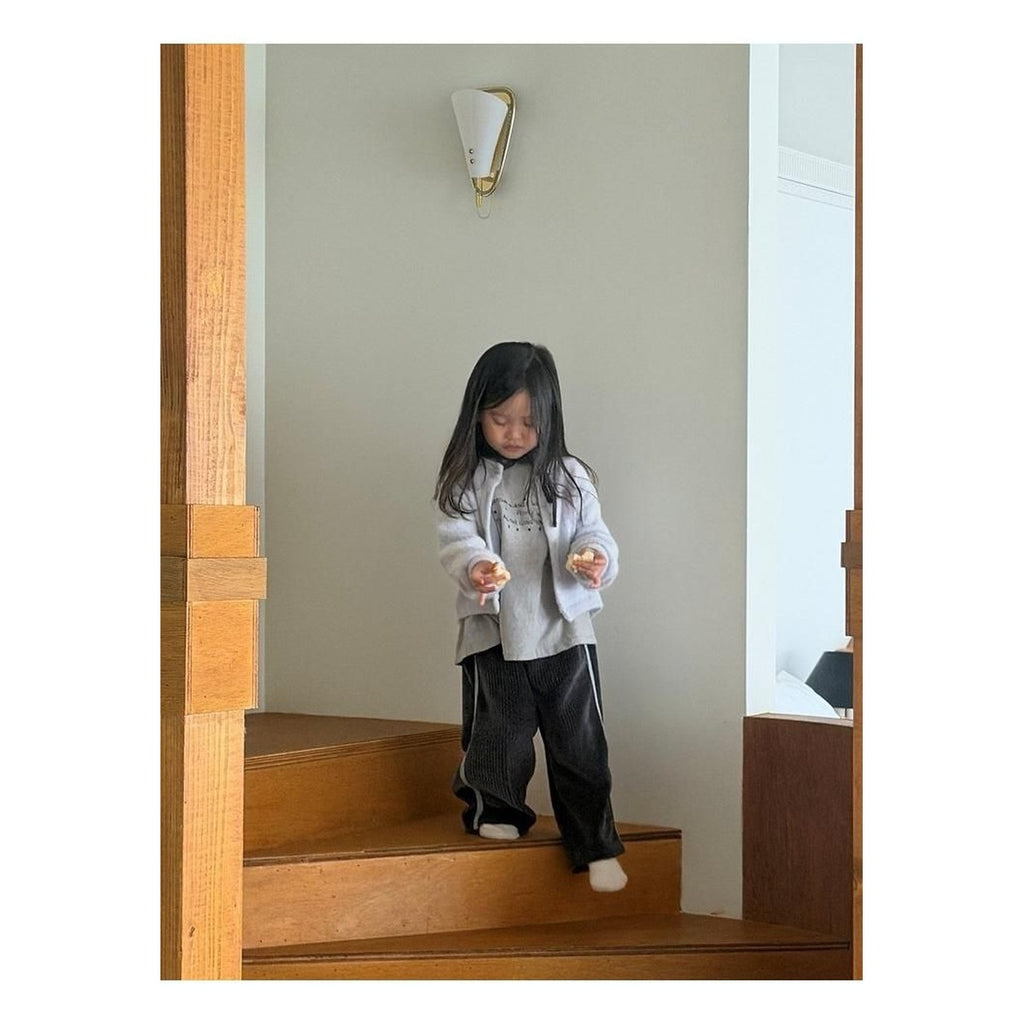 mini bonbon ビョルビョルTシャツ