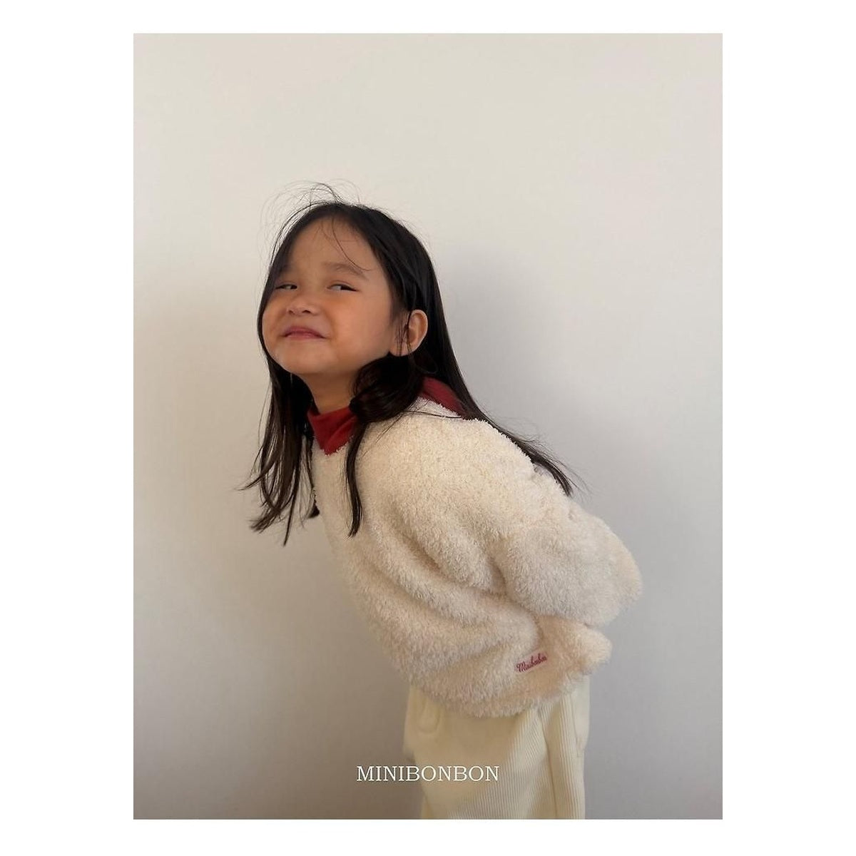 mini bonbon ふわふわカール　ニットトップスカーリーロンT