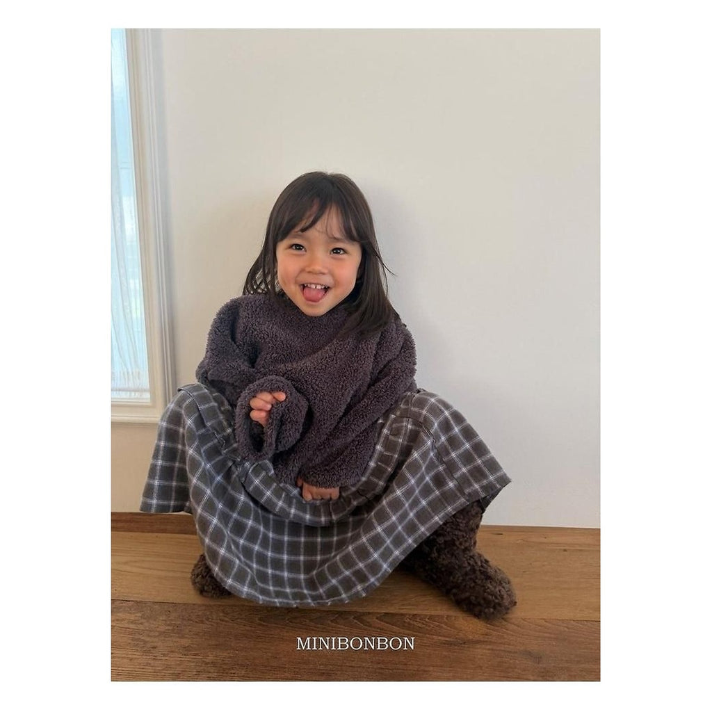 mini bonbon ふわふわカール　ニットトップスカーリーロンT