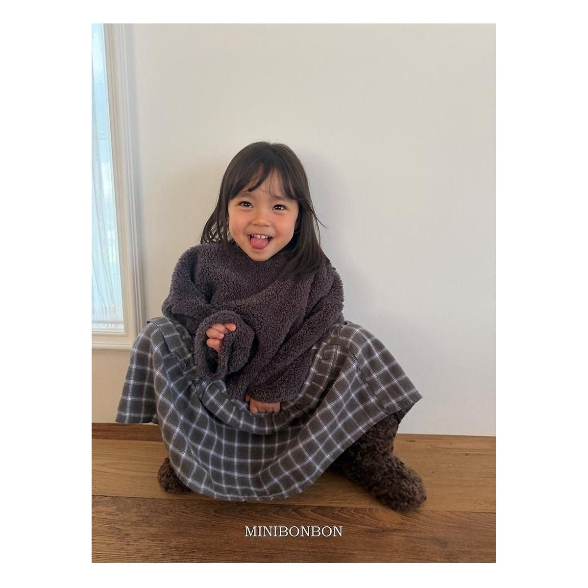 mini bonbon ふわふわカール　ニットトップスカーリーロンT